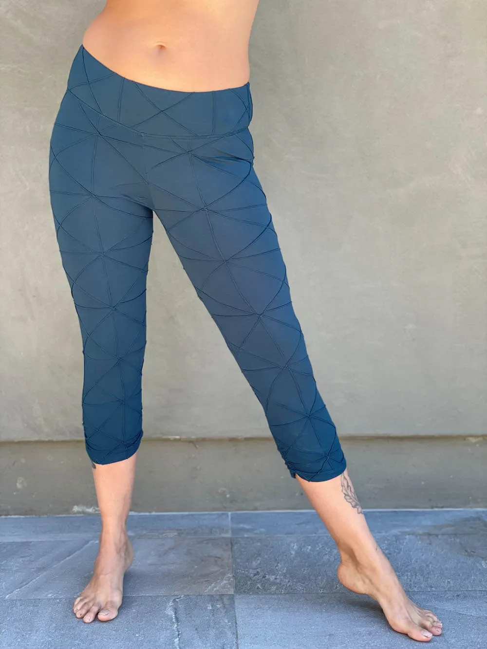 Bamboo Texture Capri Legging