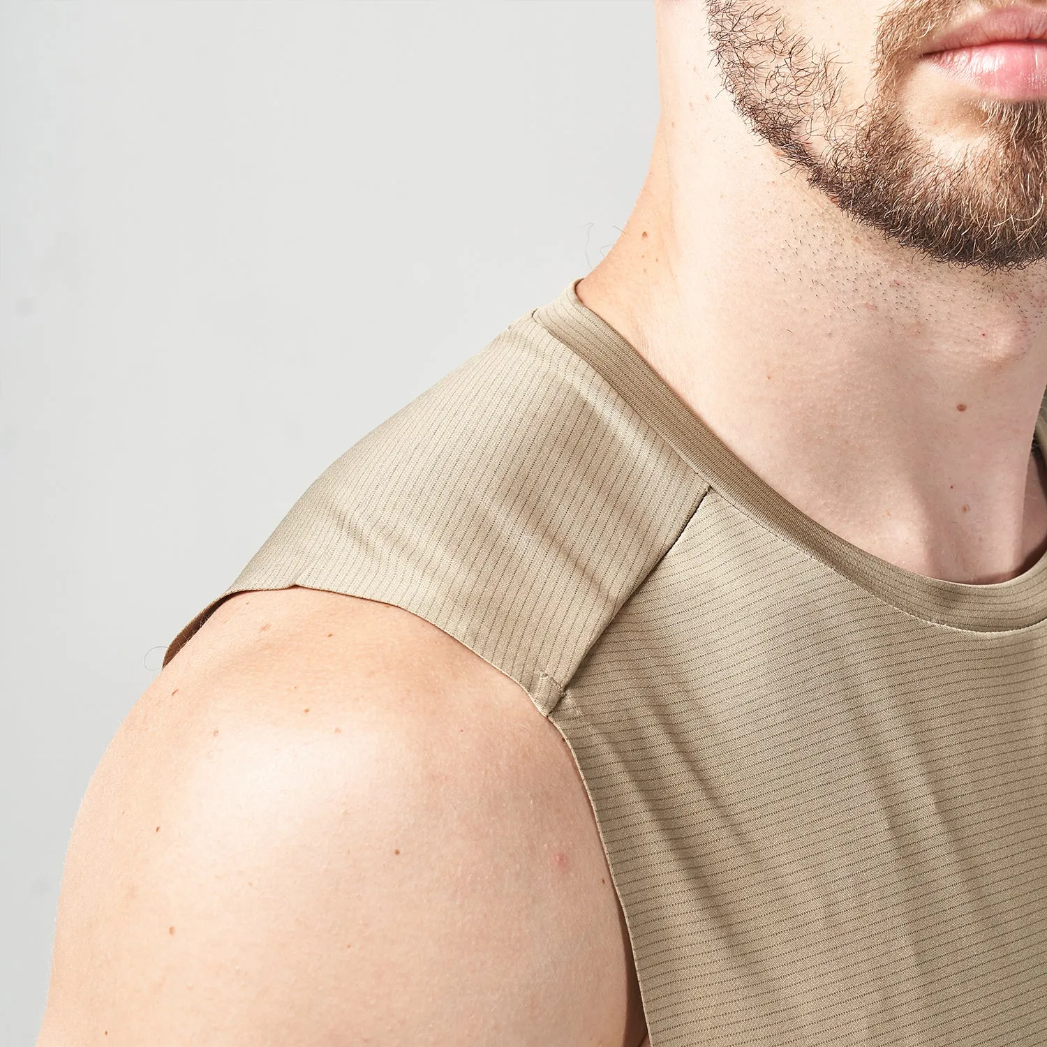 LAB360° Active Tank - Covert Green