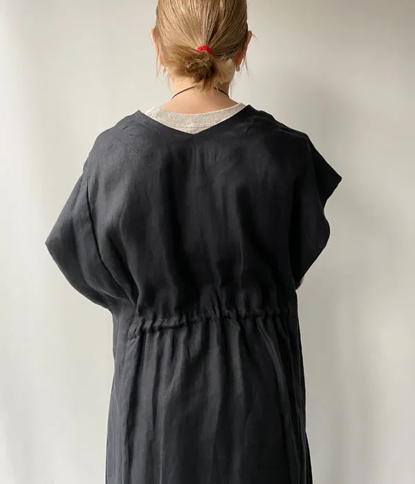 WRYHT/SAHARA SQUARE PONCHO(BLACK)